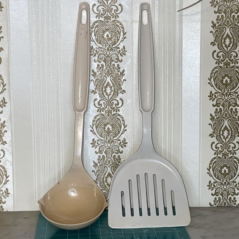 Set Of 2 Vtg‎ Ekco USA Nylon Kitchen Utensils Serving Ladle Spatula Beige